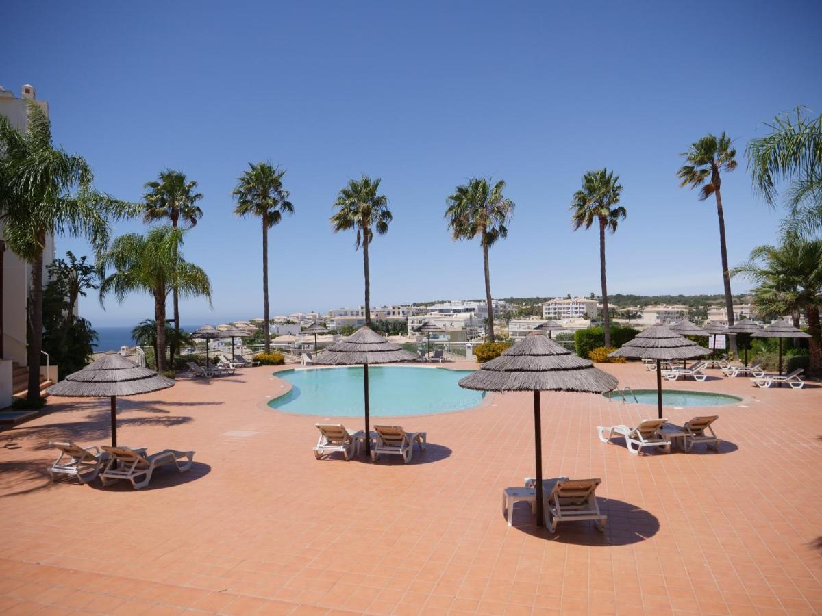 Large Penthouse Near Porto De Mos Beach With Magnificent Views In Lagos Bagian luar foto