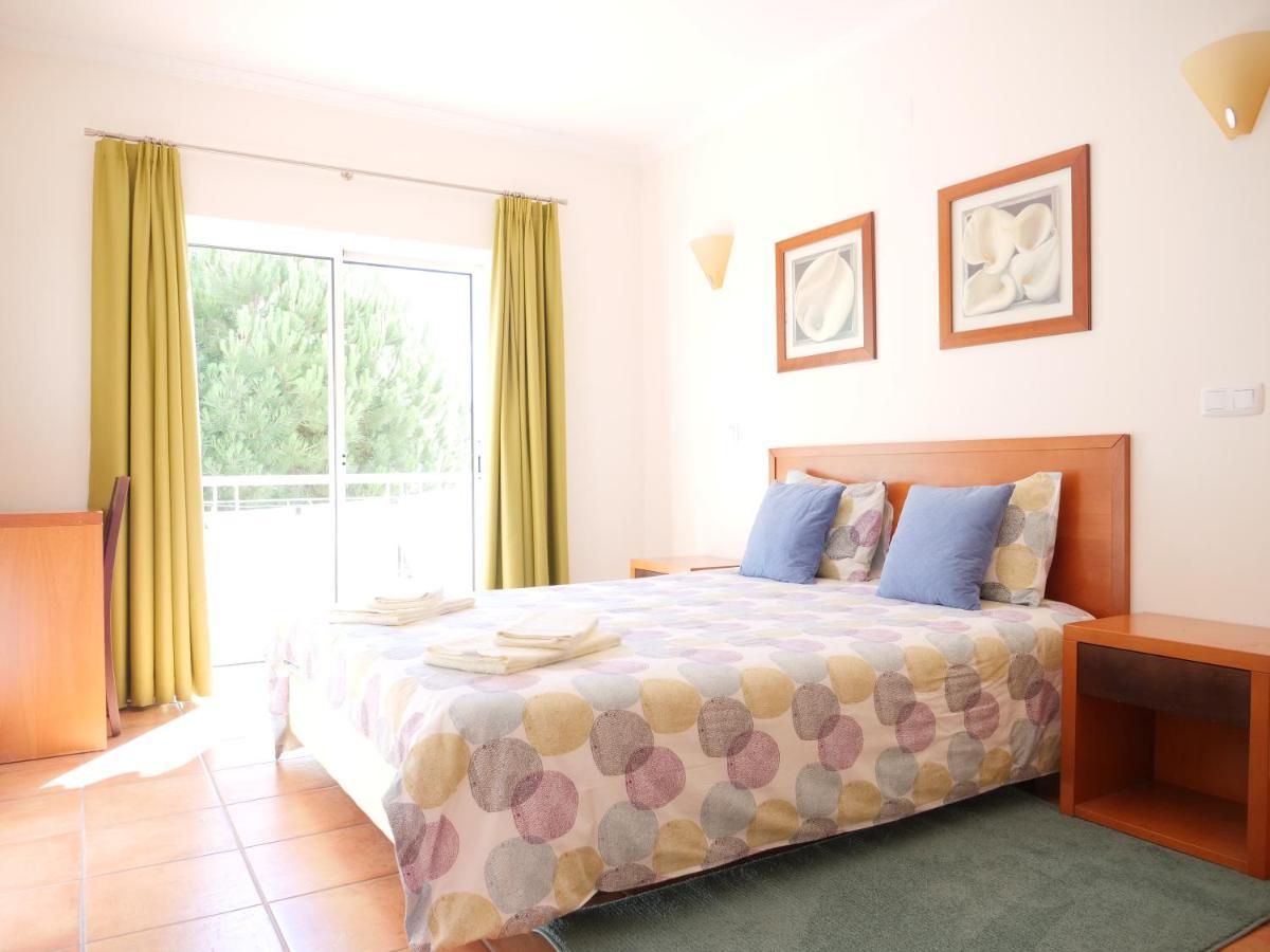 Large Penthouse Near Porto De Mos Beach With Magnificent Views In Lagos Bagian luar foto