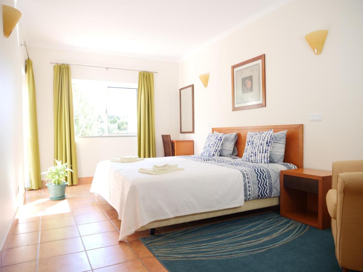 Large Penthouse Near Porto De Mos Beach With Magnificent Views In Lagos Bagian luar foto