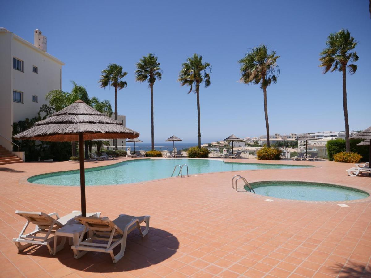 Large Penthouse Near Porto De Mos Beach With Magnificent Views In Lagos Bagian luar foto